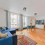 Apartment Pantheon *